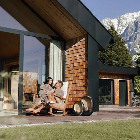 Hotell Annelies 4*