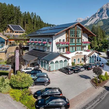Annelies Apartmanhotel 4*