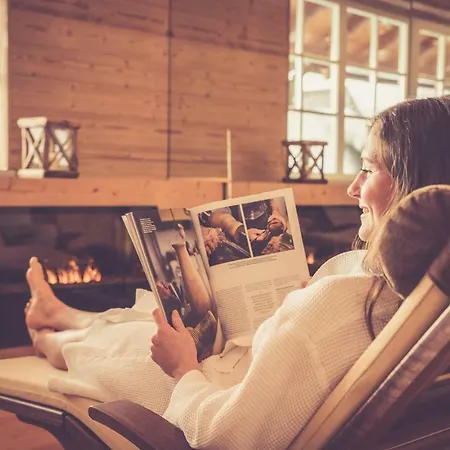 Apartmanhotel Annelies 4*