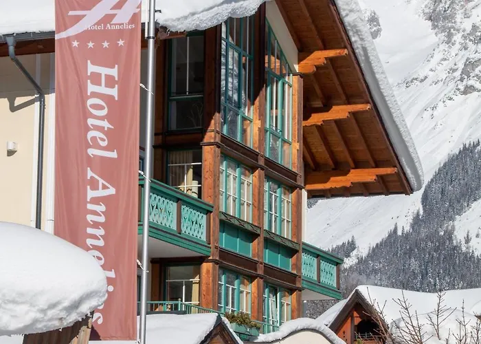 Hotel apartamentowy Annelies 4*